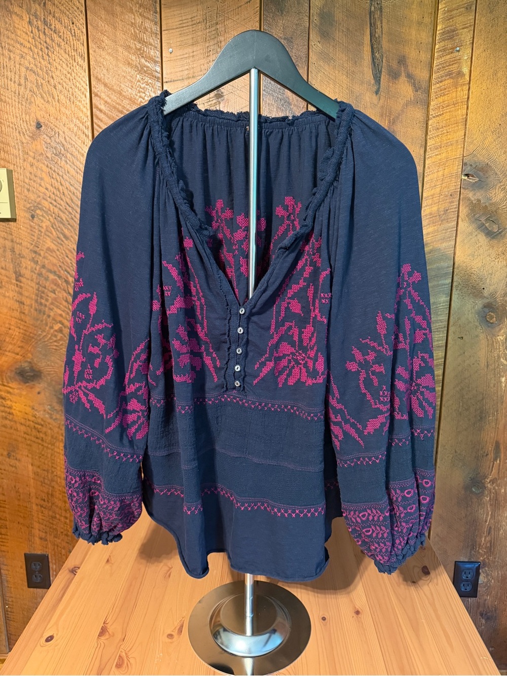 Free People Persuasion Embroidered Top Boho Chic Peasant Blouse Tunic Navy S